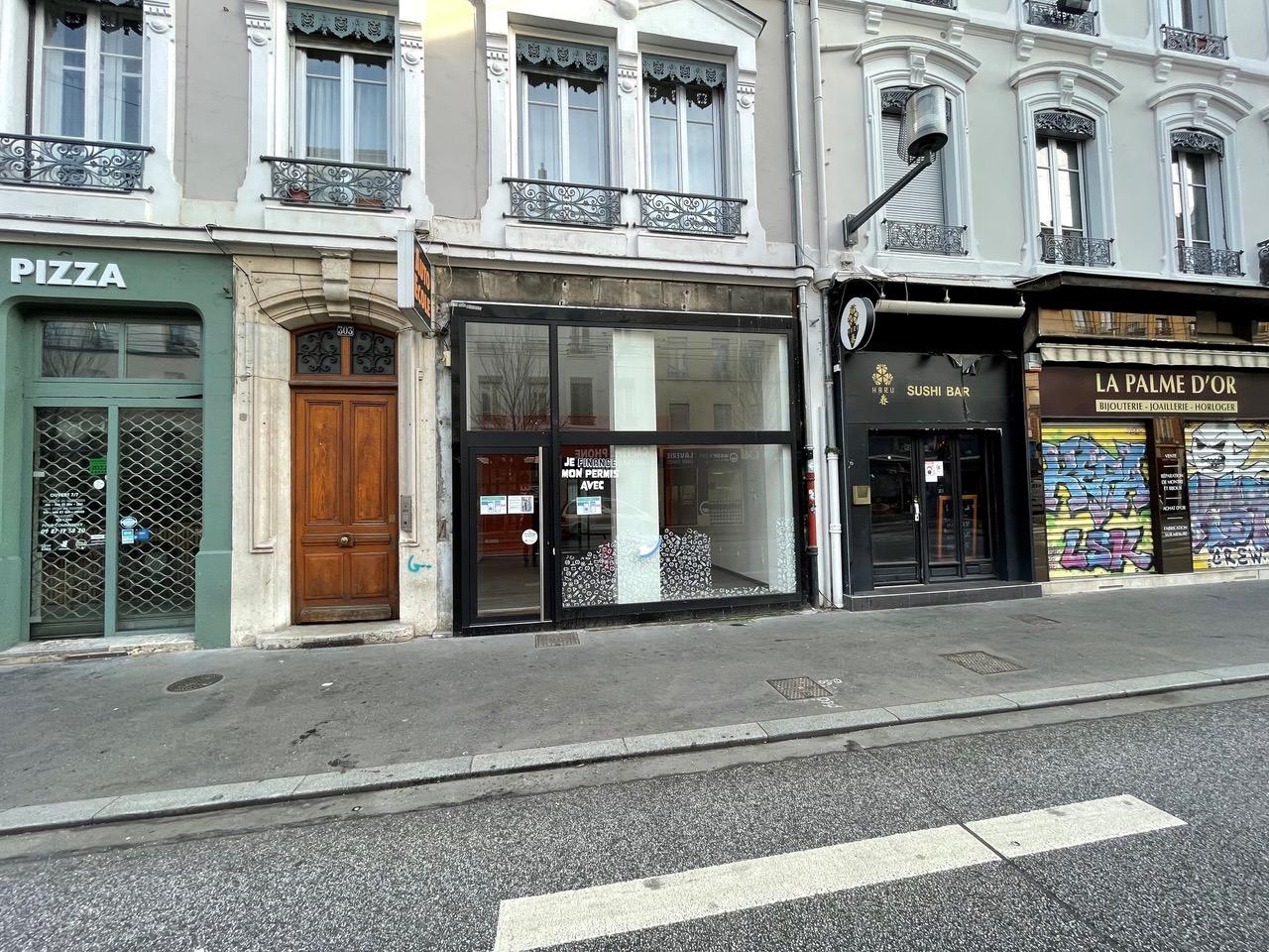 Lyon (69) : 52 m² pour 242 €/m²/an
