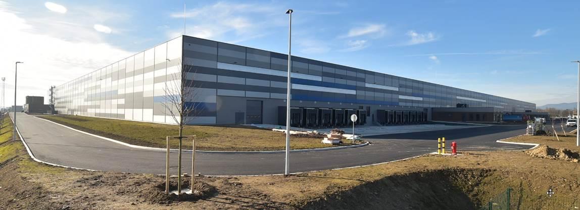 Clarion Partners Europe : 75 700 m² à Fontaine (90) pour 61 M€