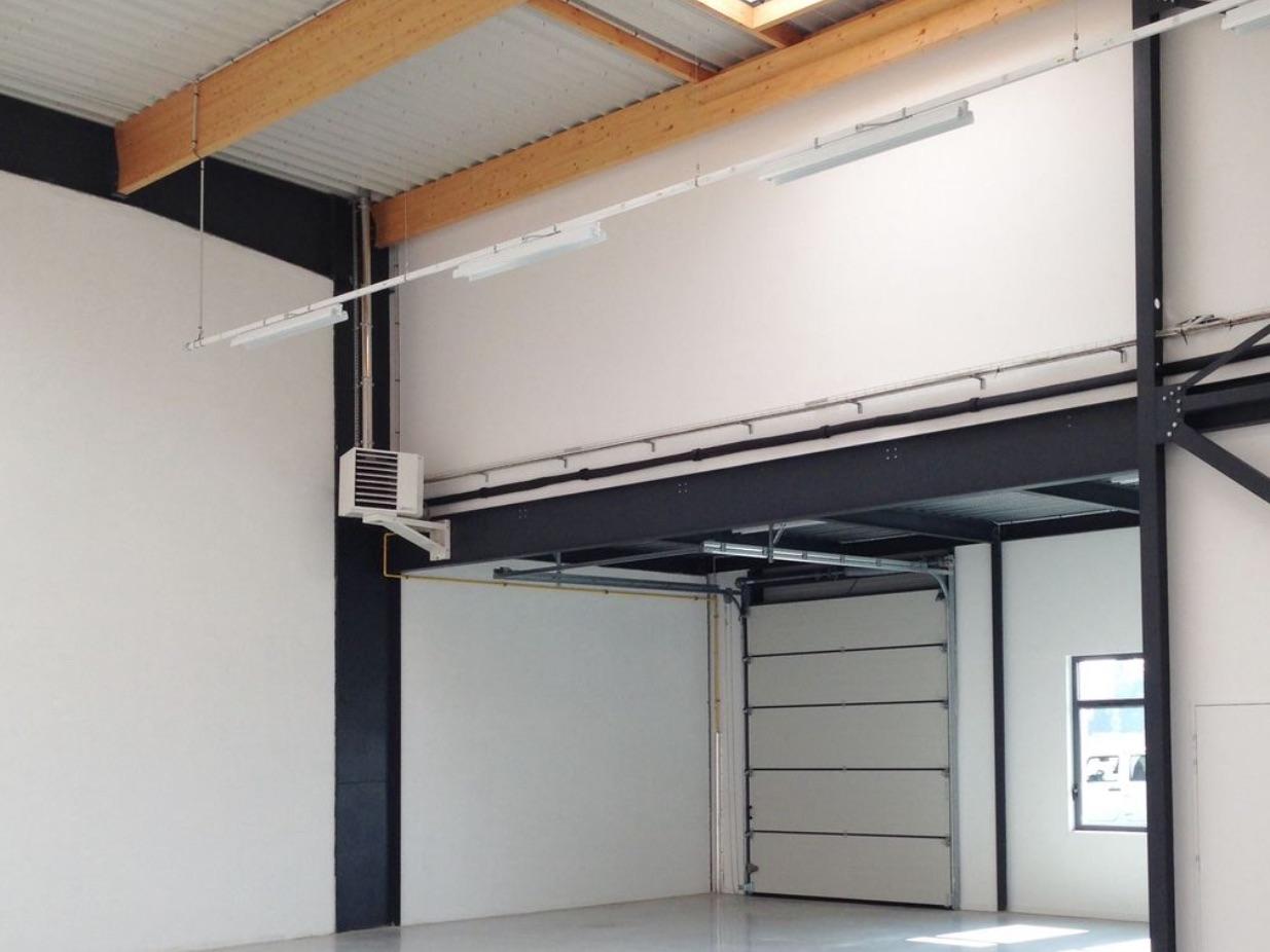 Lieusaint (77) : 290 m² pour 1  720 €/m²