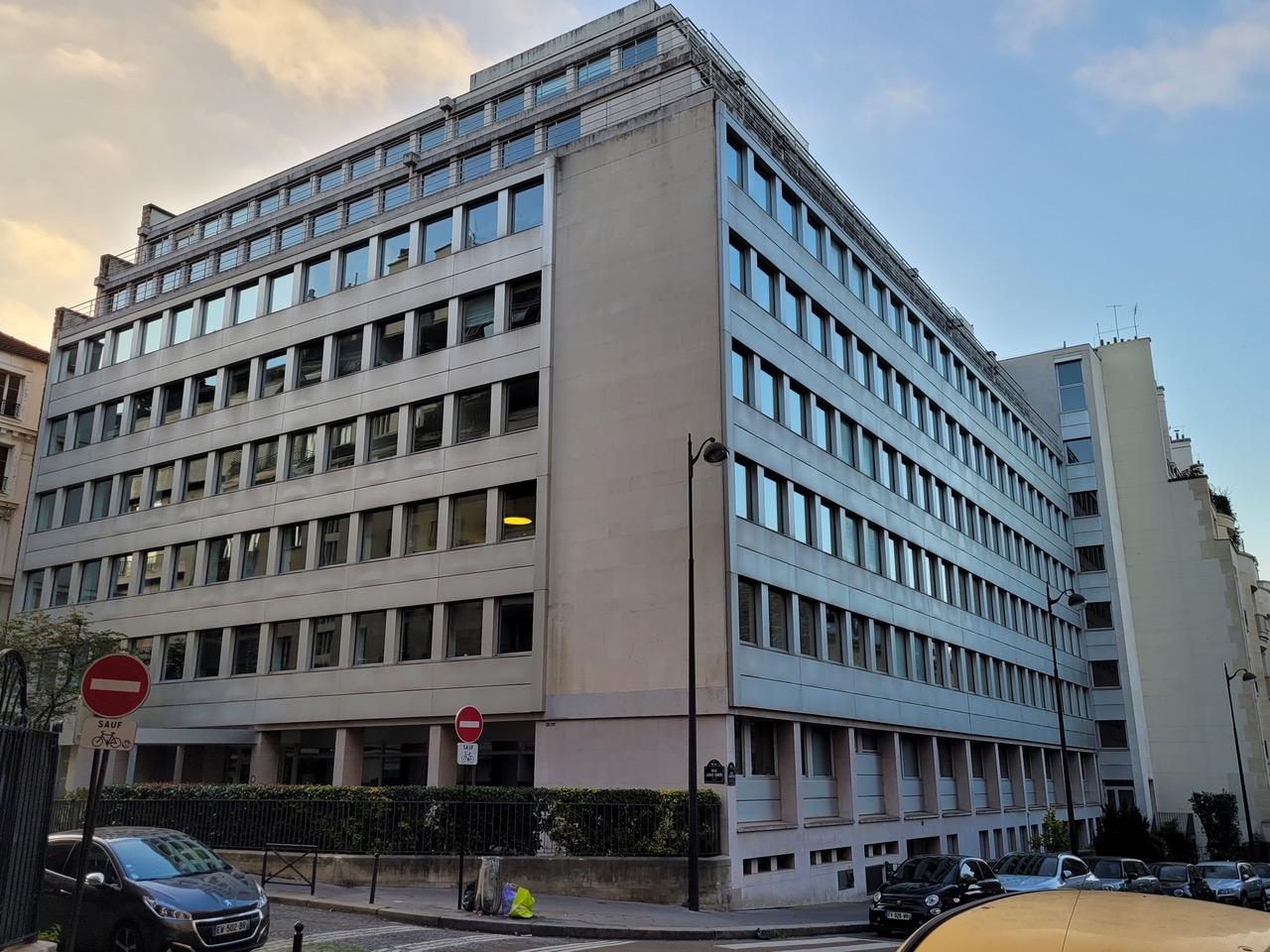 CBRE IM : 5 800 m² à Paris 16 pour 67 M€