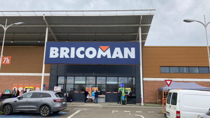 Roche Dubar : 6 785 m² à Arques (62)