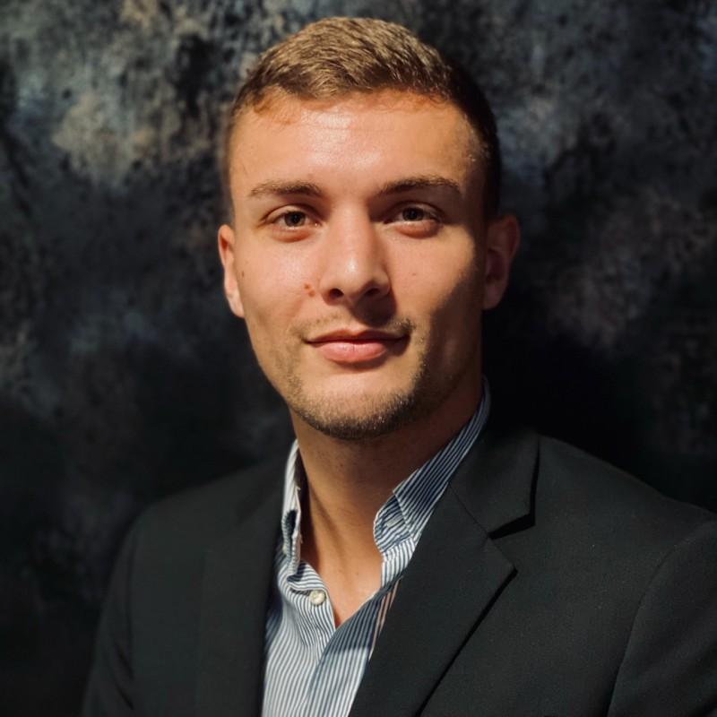 Fire : Stéphane Beau