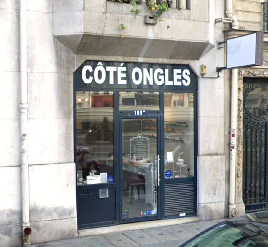 Neuilly-sur-Seine (92) : 84 m² pour 30 000 €/an