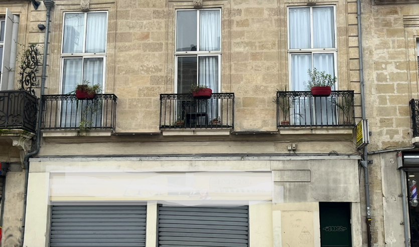 Bordeaux (33) : 214 m² pour 315 000 €