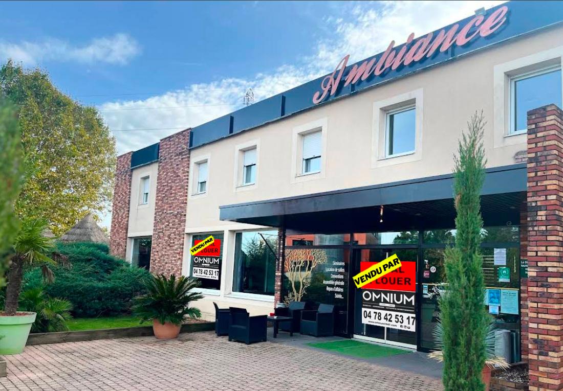 Limas (69) : 1 500 m² pour 140 164 €/an