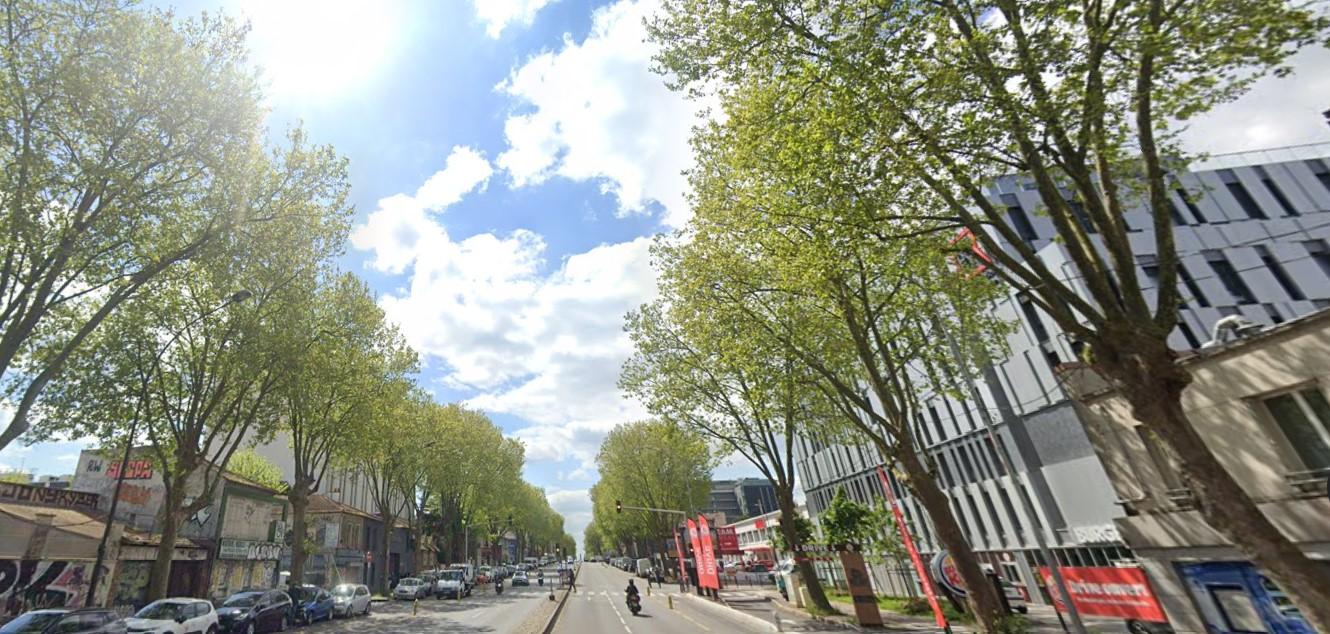 Bagneux (92) : 260 m² pour 415 €/m²/an