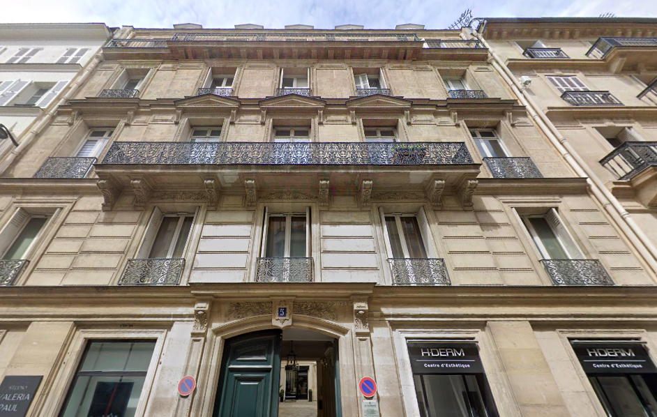 Paris 8 : 2 300 m² pour 23,35 M€