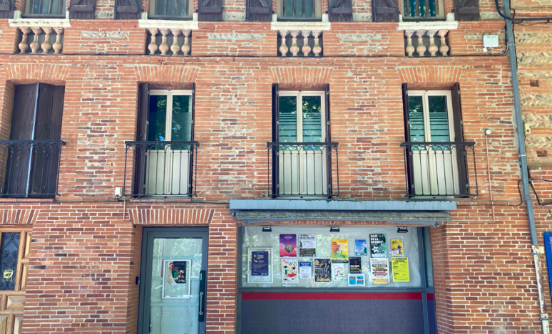 Carbonne (31) : 220 m² pour 25 000 €/an