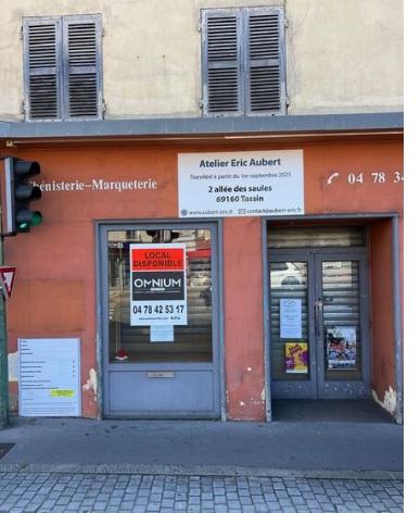 Tassin-la-Demi-Lune (69) : local commercial de 97 m²
