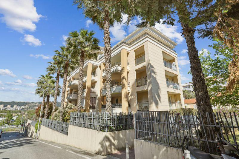 Agarim : résidence "Villa Marguerite" à Nice (06)
