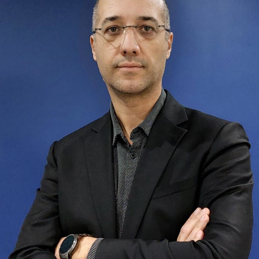 Photo_Laurent_Mezouar-site_opt_1cf0a841a0 Photo_Laurent_Mezouar-site_opt_1cf0a841a0