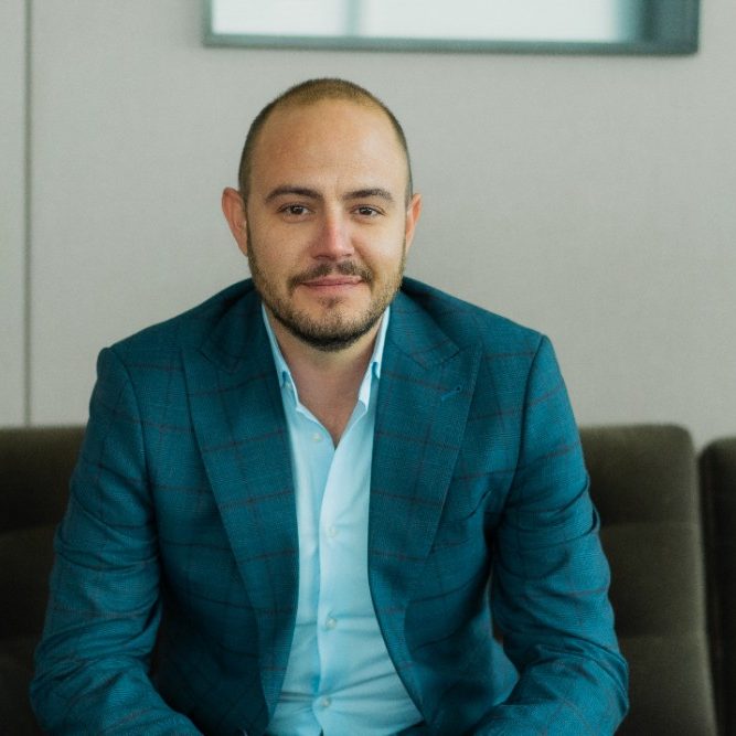 43978_639038042417117065