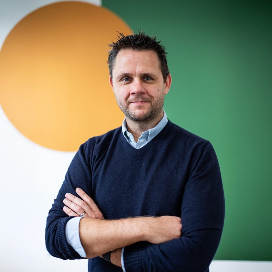 325_639055834068912736